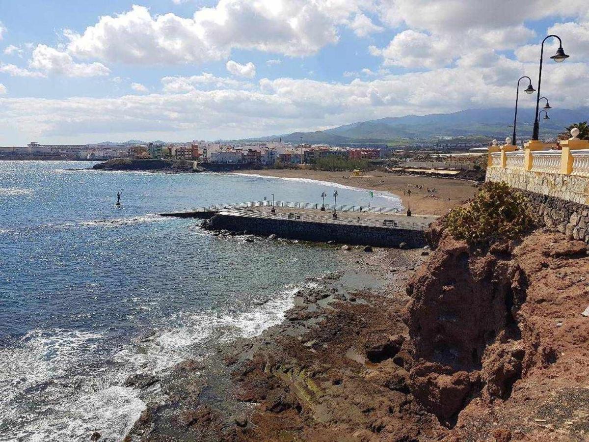 Piso En Primera Linea Con Vistas Directas Al Mar Melenara Extérieur photo